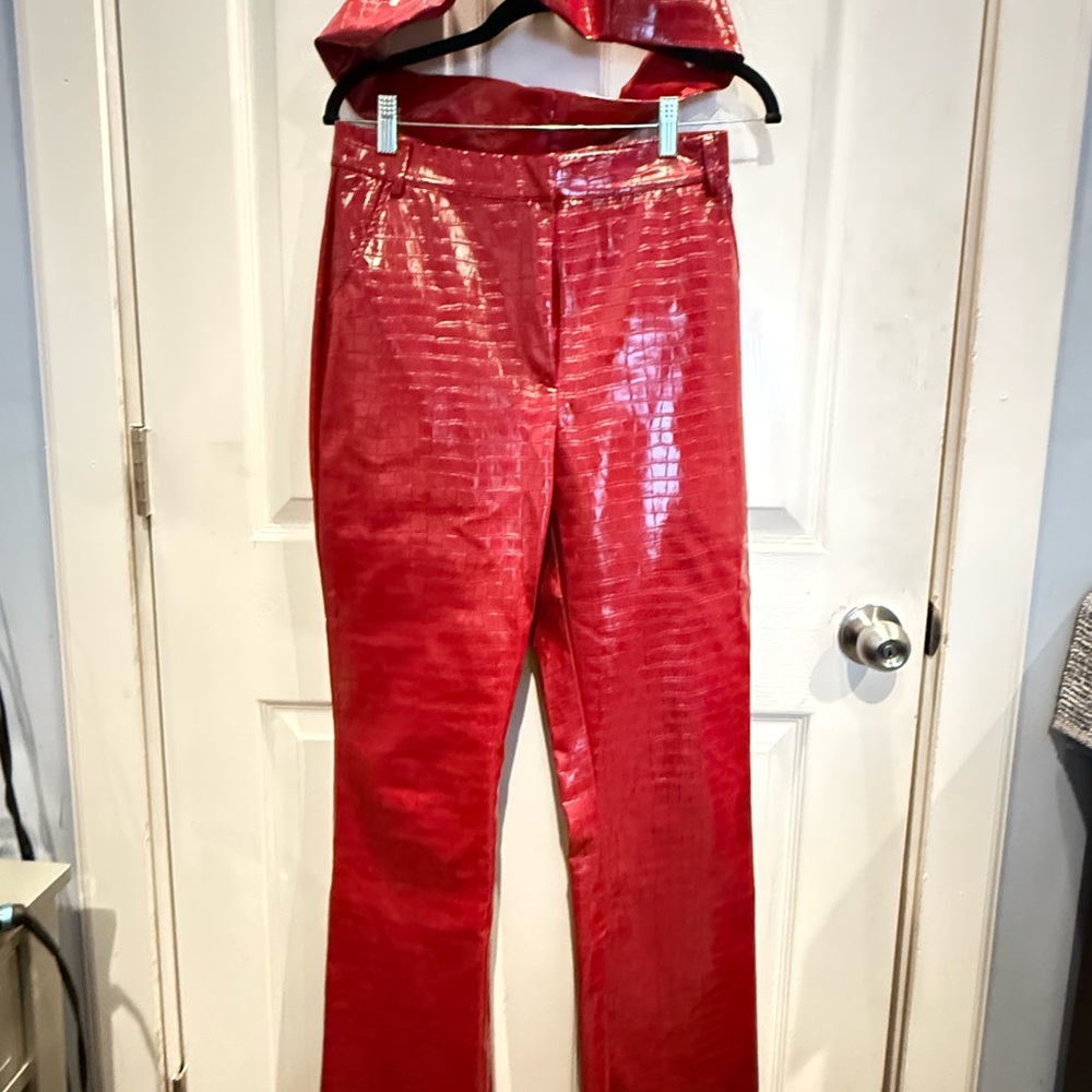 Meshki Red Croc-Effect faux leather - Picture 10 of 11